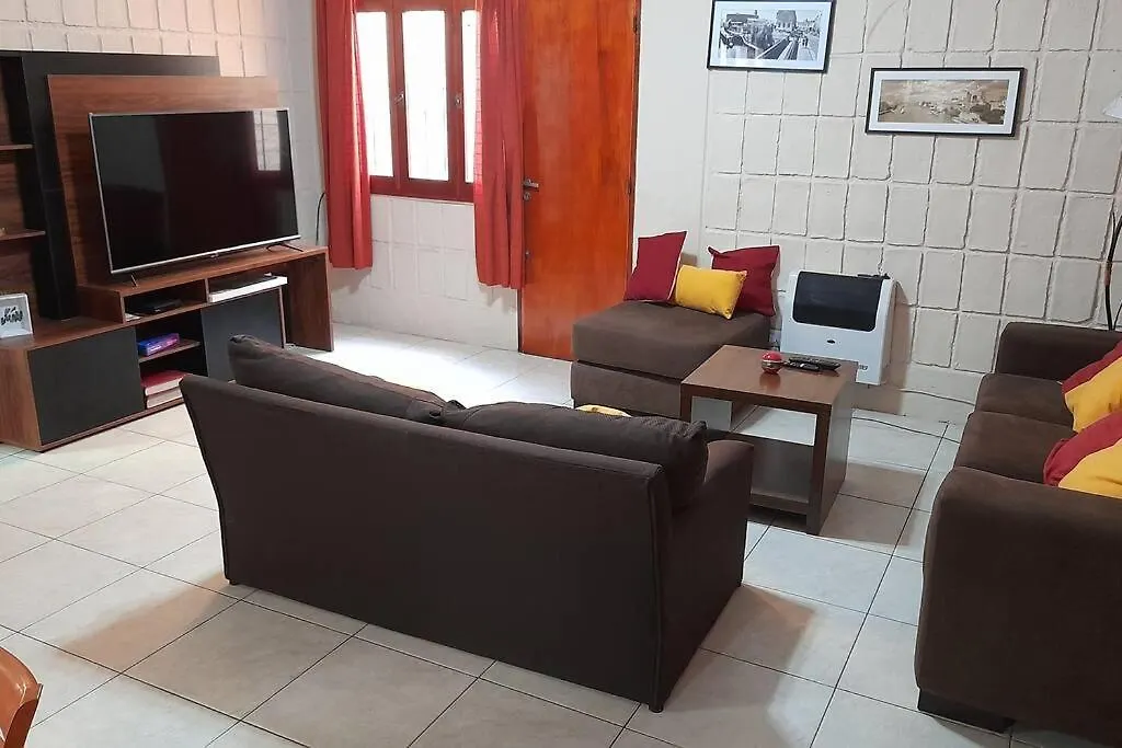Beautiful House In Quinta Seccion Neighbourhood, With Garage Villa Mendoza 0*,  Argentína